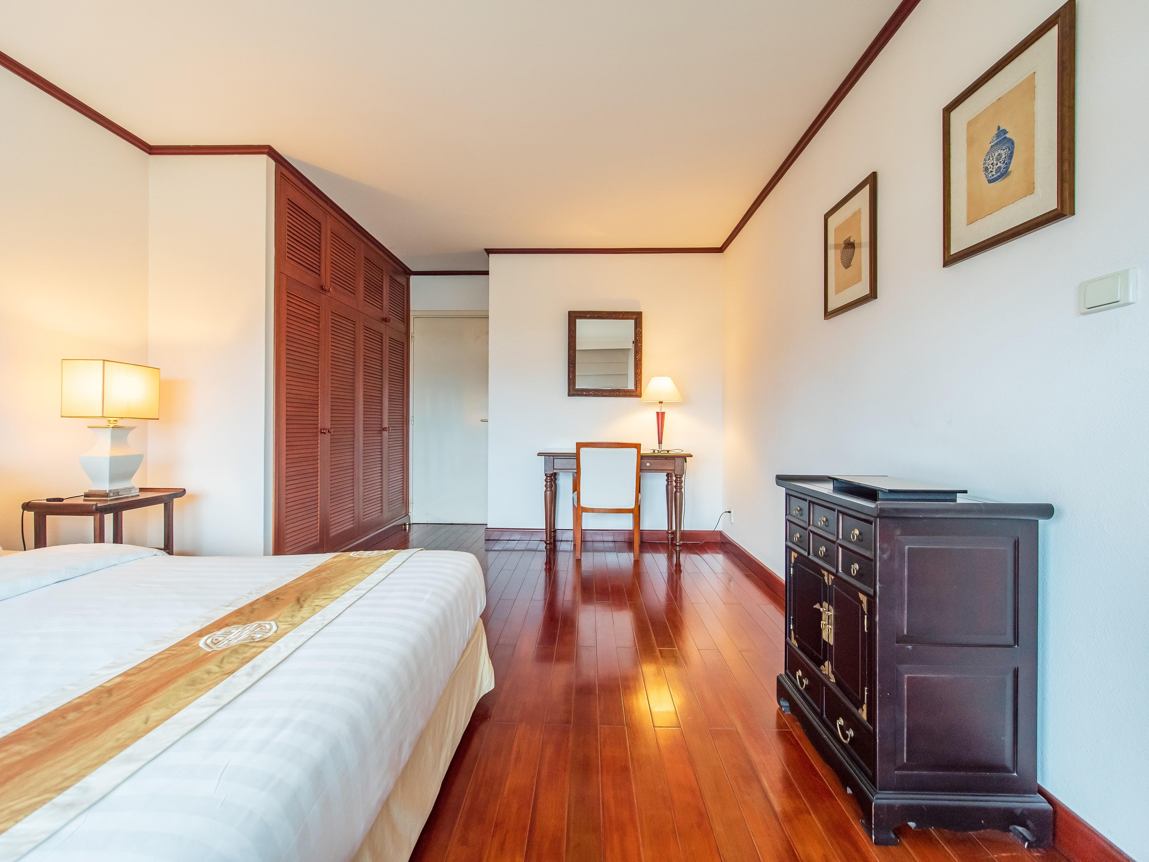 Saigon Domaine Luxury Residences Хошимин Екстериор снимка