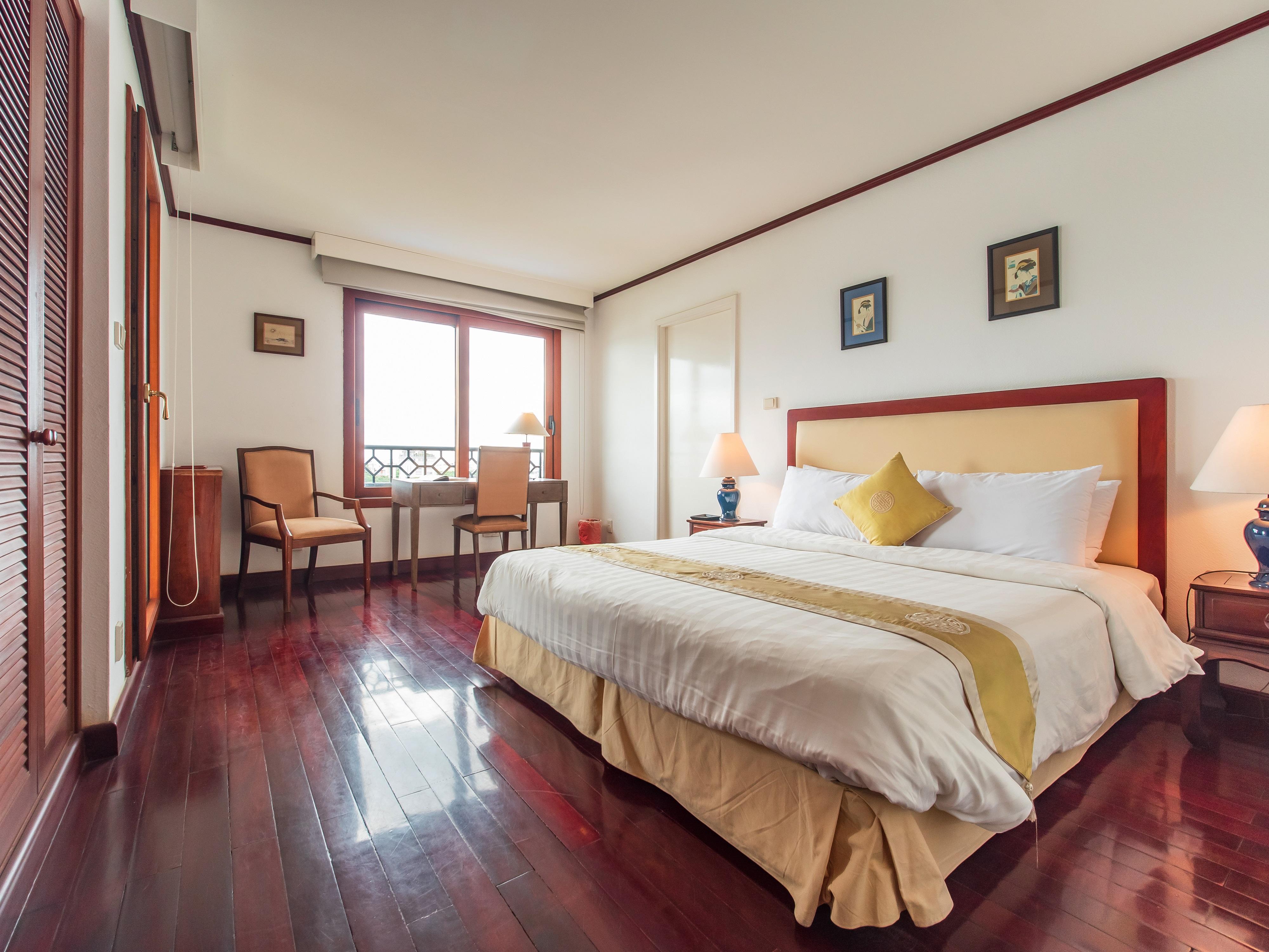 Saigon Domaine Luxury Residences Хошимин Екстериор снимка