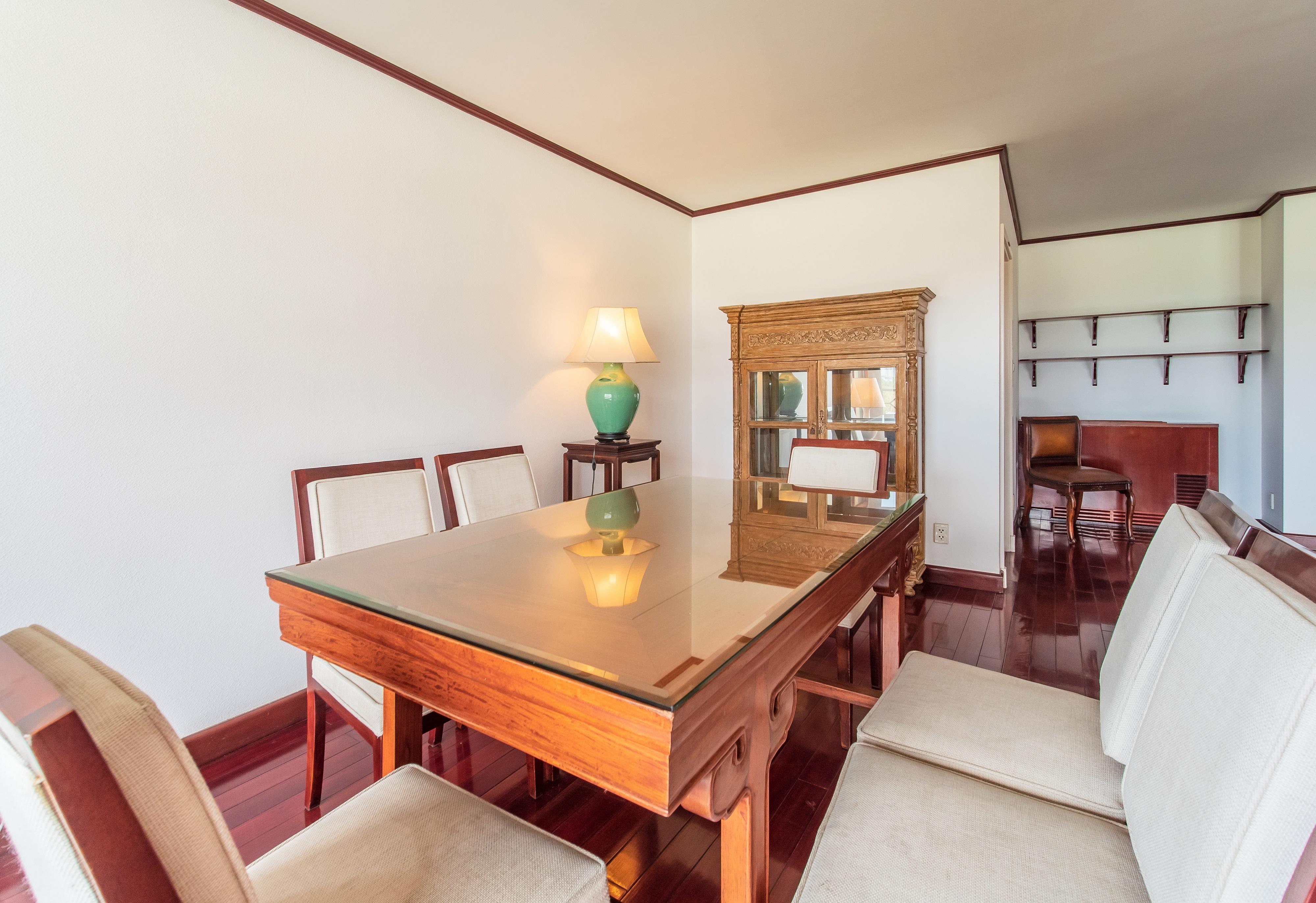 Saigon Domaine Luxury Residences Хошимин Екстериор снимка