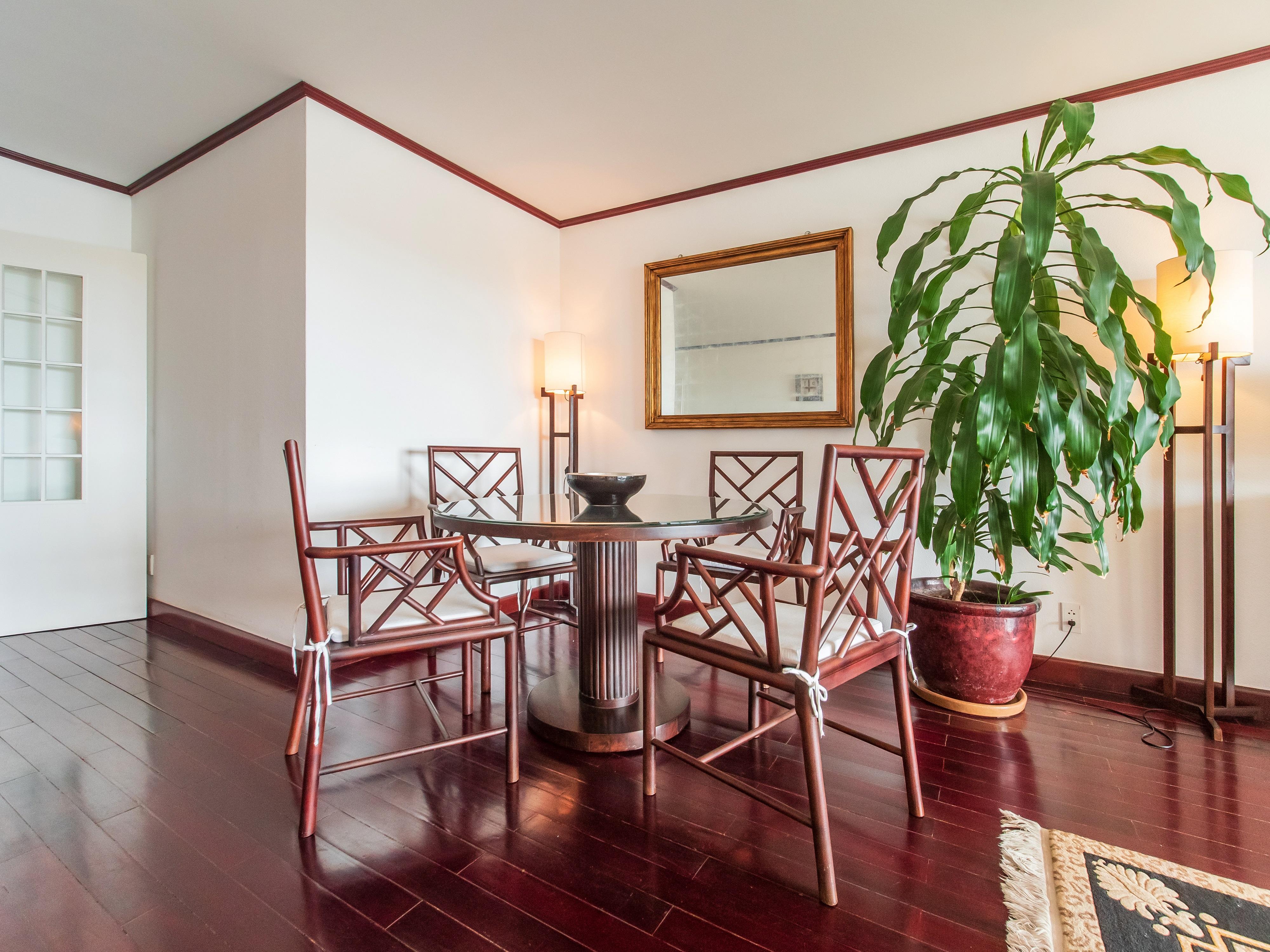 Saigon Domaine Luxury Residences Хошимин Екстериор снимка