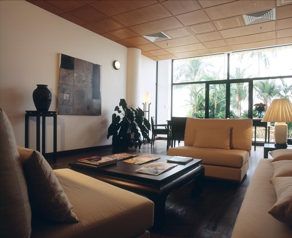 Saigon Domaine Luxury Residences Хошимин Екстериор снимка
