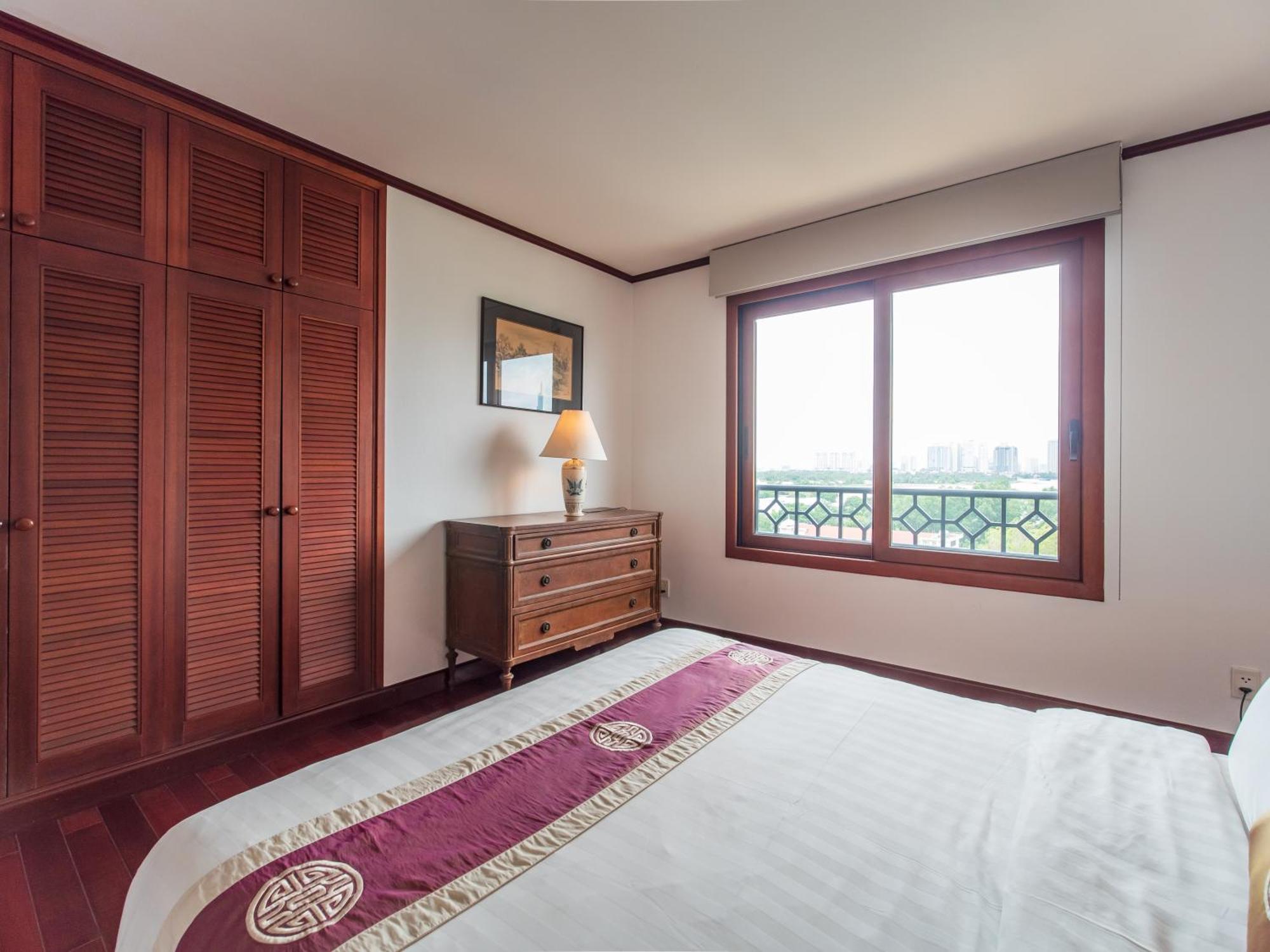 Saigon Domaine Luxury Residences Хошимин Екстериор снимка